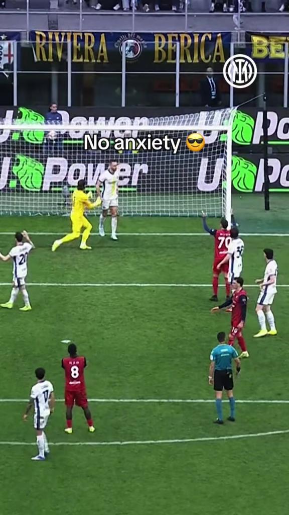 索默直呼專業(yè)，德弗里這次頭球解圍堪比一粒進球